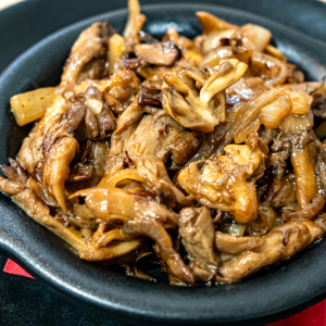 CARAMELIZED MUSHROOMS & ONIONS